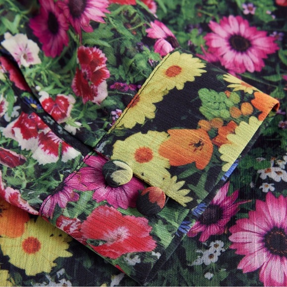 NWT! $195 Ted Baker London Floral Ruffle Blouse Black Floral MulticolorSize S - Picture 7 of 9